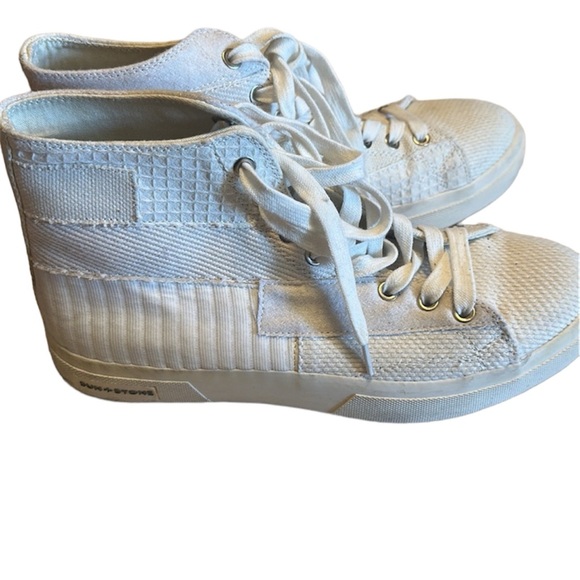 Women’s Sun Stone shoes - Picture 2 of 3